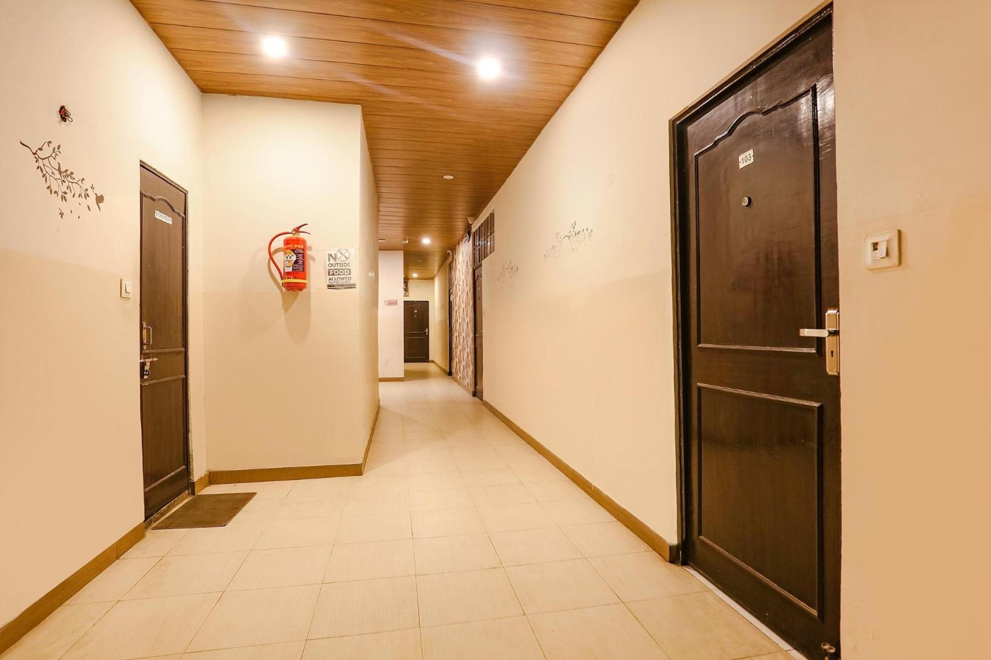 Collection O 62269 Hotel Elegant Jaipur Bagian luar foto